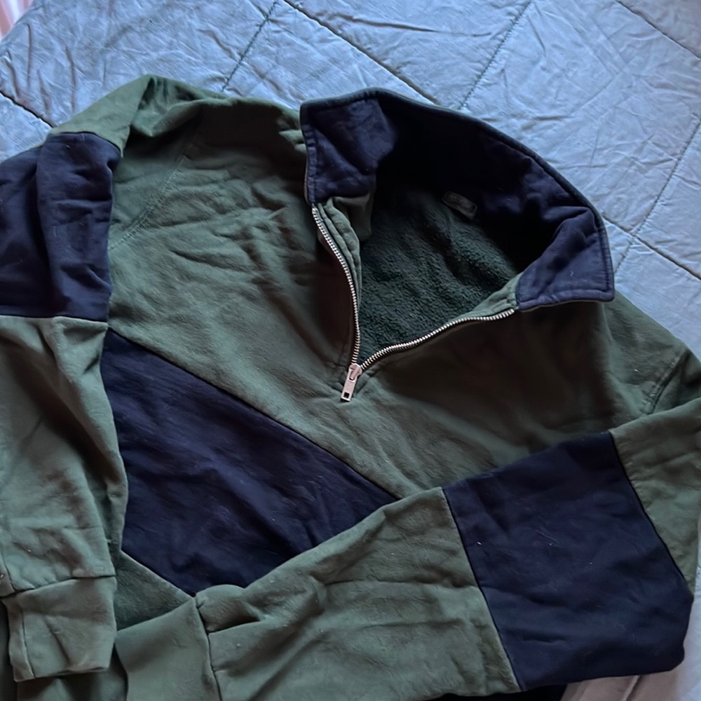 Brandy Melville quarter zip